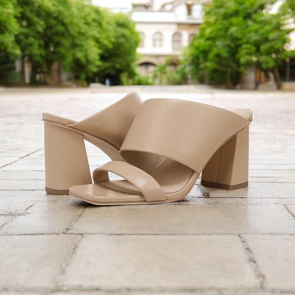 Vince Shoes - VINCE Nessia Slide Sandals